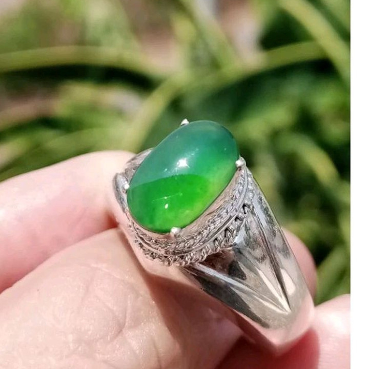 Certified Genuine Burmese Jade Ring - Size 58