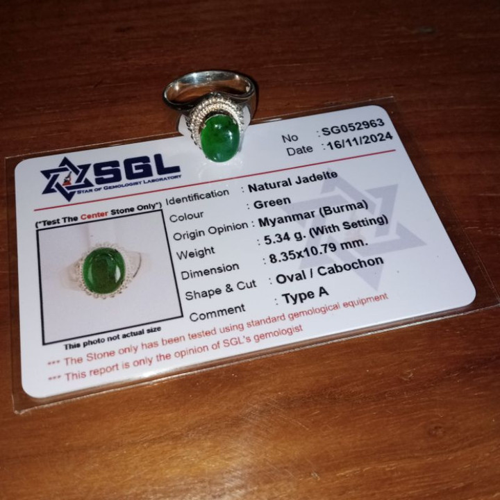 Burmese Jade Ring | Size 59, Sterling Silver and Certificate