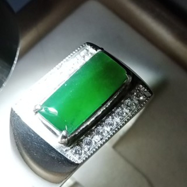 Burmese Jade Saddle Ring in Sterling Silver - Size 60