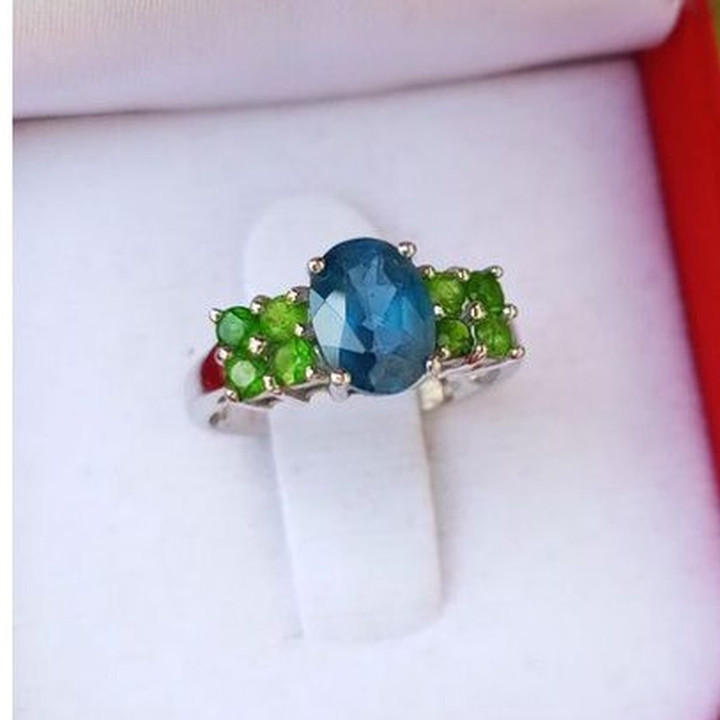 Sparkling Blue Topaz Ring in Sterling Silver - Size 50.5