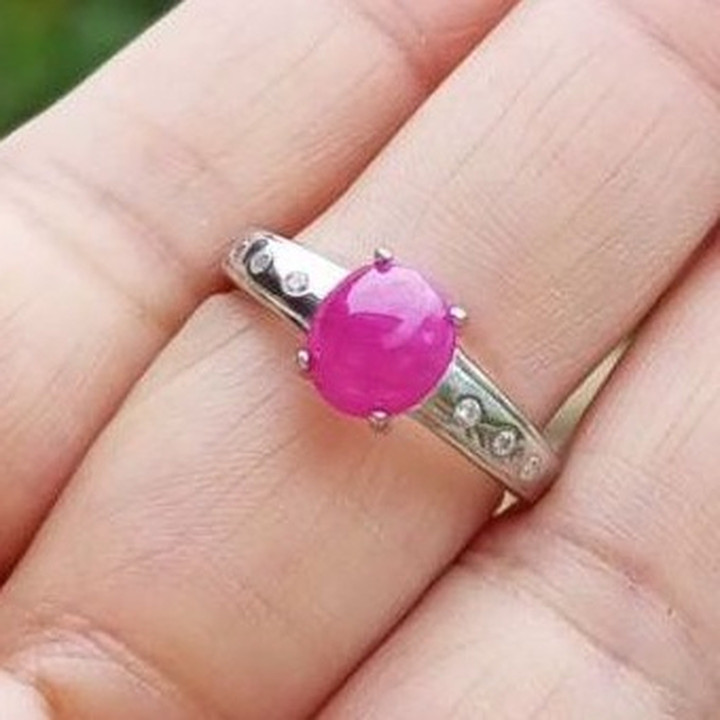 Antique Burmese Ruby Sterling Silver Ring - Size 55.5