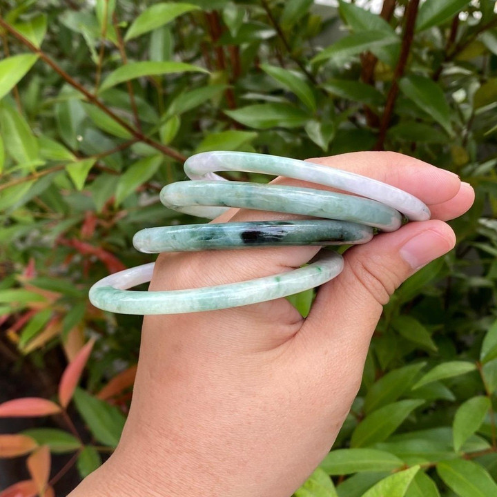 Jade Bangle Bracelet: Prosperity and Profit | Minimalist Style