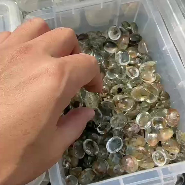 Authentic Pong Kham Crystal for Balance and Healing