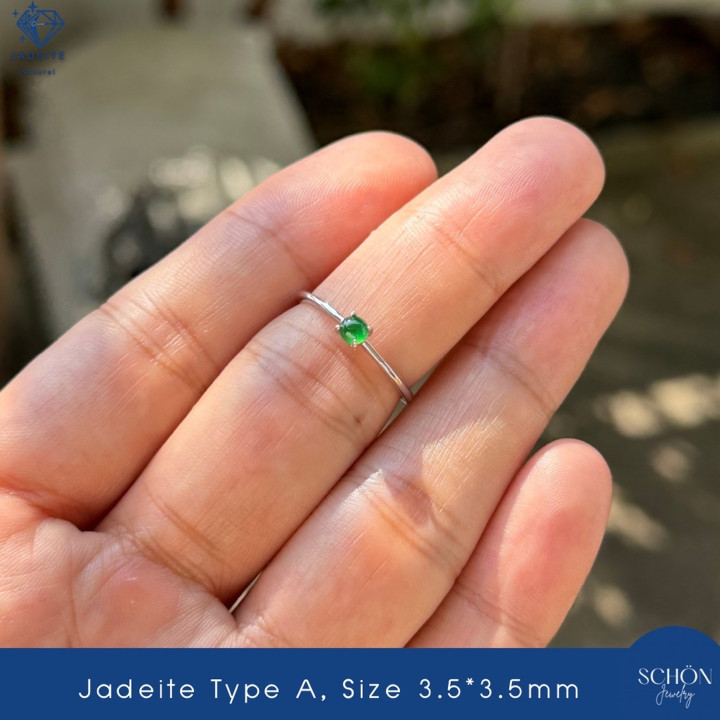 Imperial Green Jade Ring - Glassy Texture, Sterling Silver (Free Size)