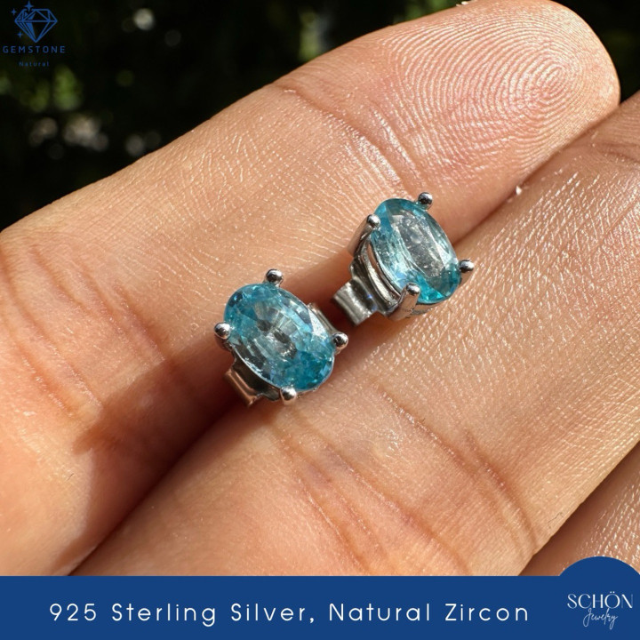 Pendientes de plata de ley con circonita azul (4x6 mm)