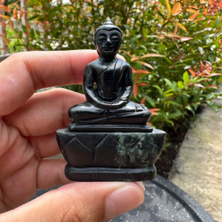 Hand-Carved Emerald Buddha Statue: Black Jade and Serpentine