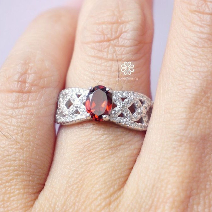 Bague en argent sterling et grenat véritable - Bijou porte-bonheur