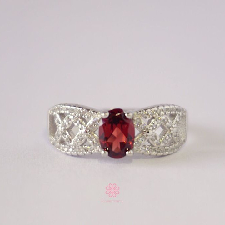 Bague en argent sterling et grenat véritable - Bijou porte-bonheur