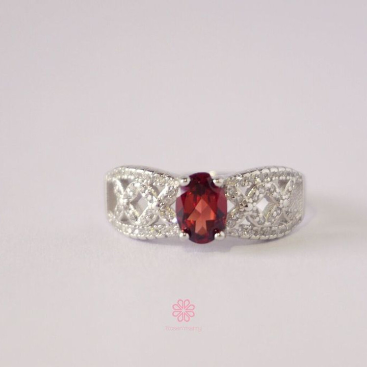 Bague en argent sterling et grenat véritable - Bijou porte-bonheur