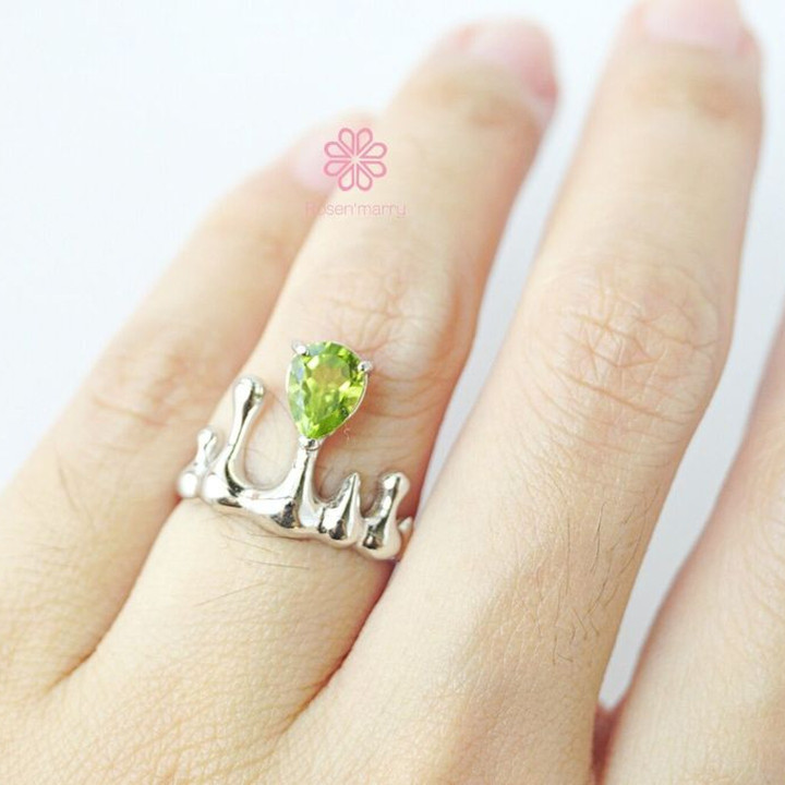 Bague en péridot brut | Pierre précieuse authentique, argent sterling et or blanc