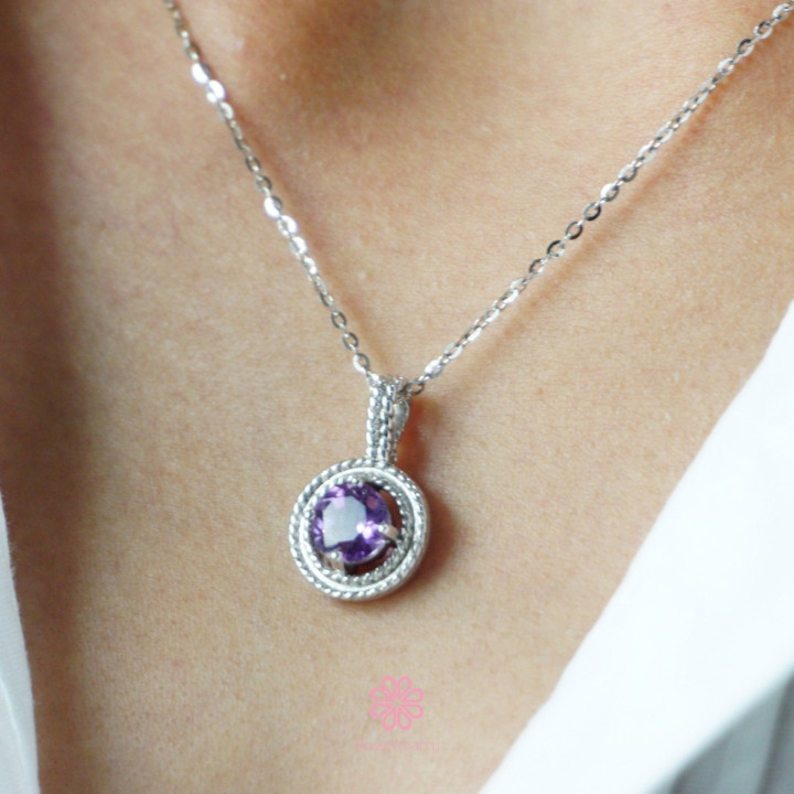 Deep Red Garnet Sterling Silver Pendant Necklace Gift Box
