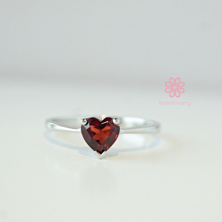 Bague cœur en grenat et argent sterling | Bijoux Rosen'marry