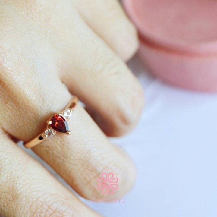 Bague en argent sterling et grenat | Plaqué or rose | Bijou porte-bonheur