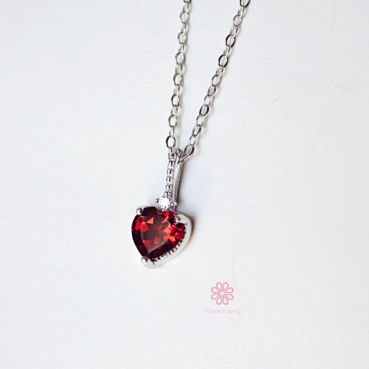 Halskette mit Granatherzanhänger aus Sterlingsilber - Rosen'marry