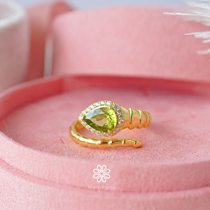 Genuine Peridot Snake Ring in Sterling Silver | Rosen'marry Jewelry