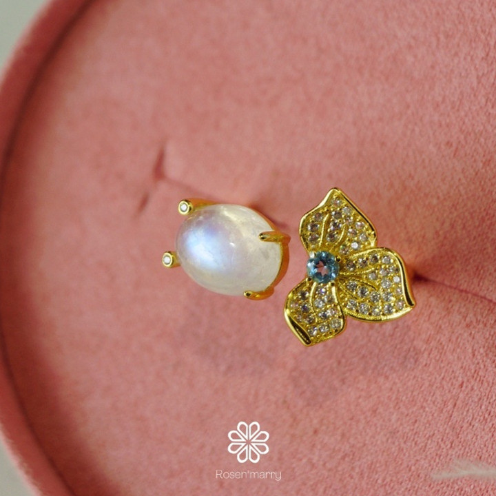 Blue Moonstone Ring | Sterling Silver and Gold Plated | Adjustable