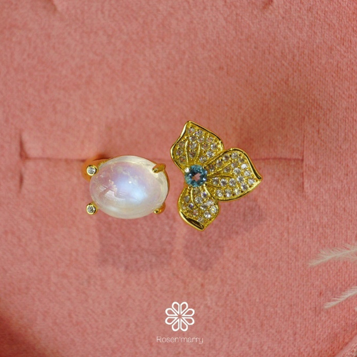Blue Moonstone Ring | Sterling Silver and Gold Plated | Adjustable