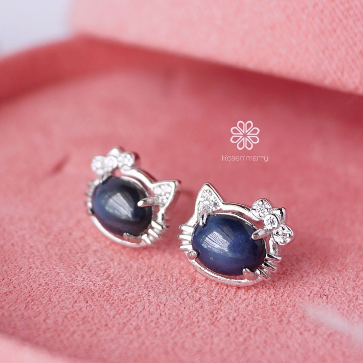 Pendientes de botón con forma de oreja de gato y zafiro estrella auténtico en plata de ley.