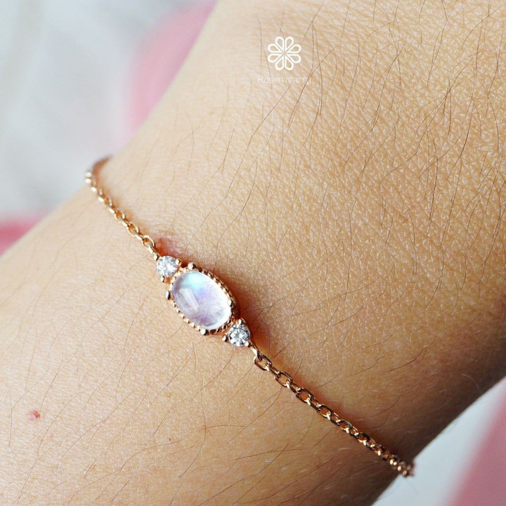 Pulsera de plata de ley con piedra lunar - Joyería de buena fortuna