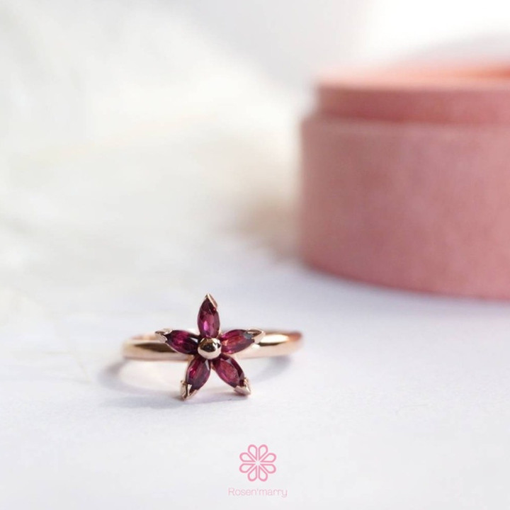 Rhodolith-Granat-Ring | Sterlingsilber, Blumendesign