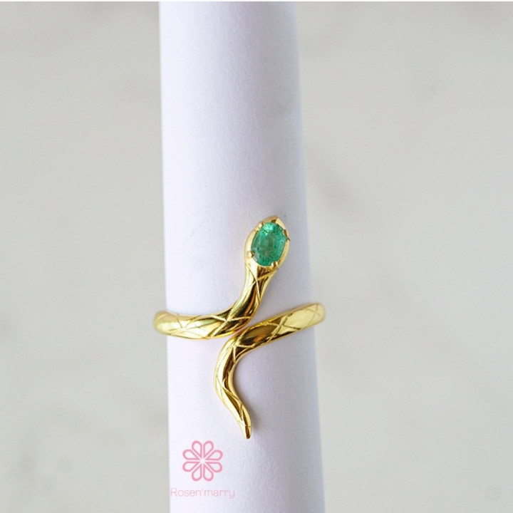 Sterling Silver Emerald Snake Ring | Raw Gemstone Jewelry