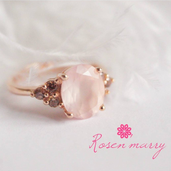 Ring aus Sterlingsilber mit rosa Rosenquarz und Zirkon