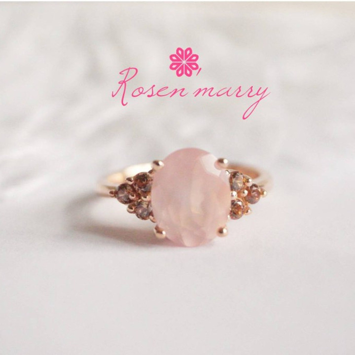 Ring aus Sterlingsilber mit rosa Rosenquarz und Zirkon