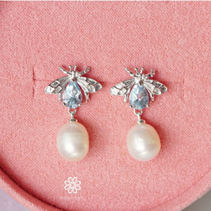 Raw Topaz and Pearl Bee Earrings | 925 Sterling Silver | Rosen'marry