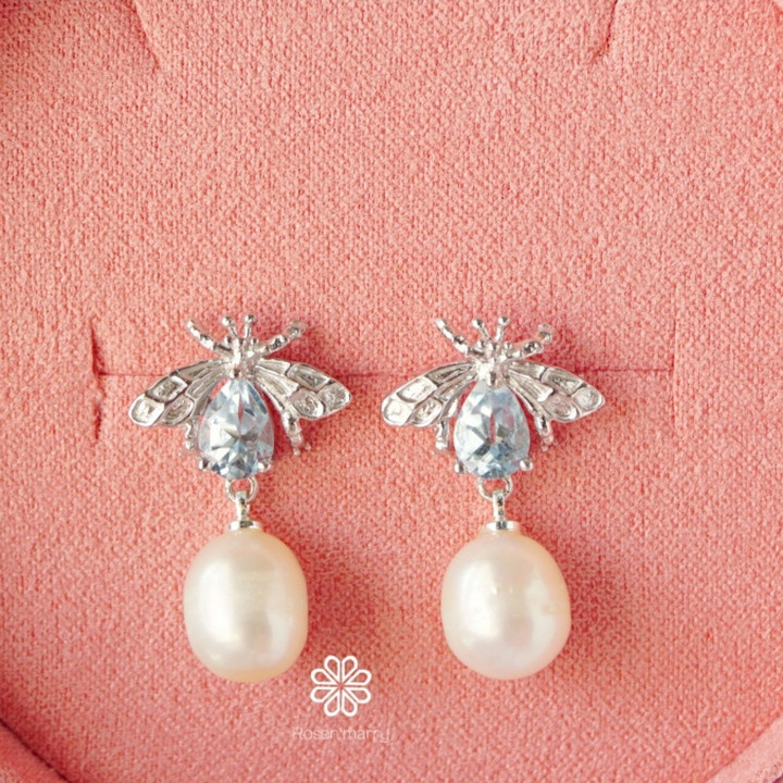 Raw Topaz and Pearl Bee Earrings | 925 Sterling Silver | Rosen'marry