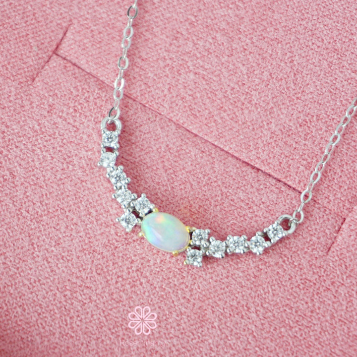 Halskette aus Sterlingsilber mit Opal – Echter Edelstein für Glück und als Geschenk