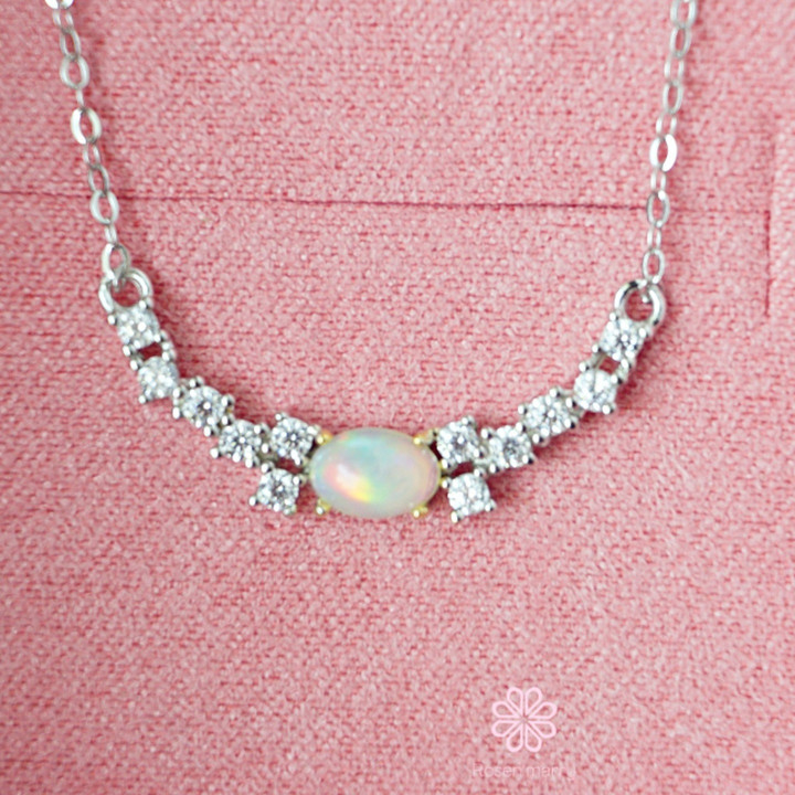 Halskette aus Sterlingsilber mit Opal – Echter Edelstein für Glück und als Geschenk
