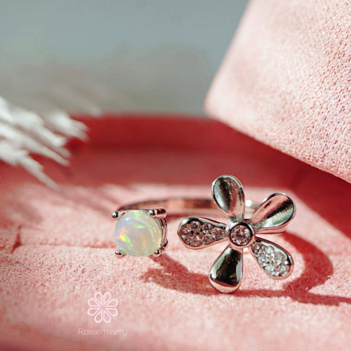 Sterling Silver Opal Ring - Good Fortune Flower Design