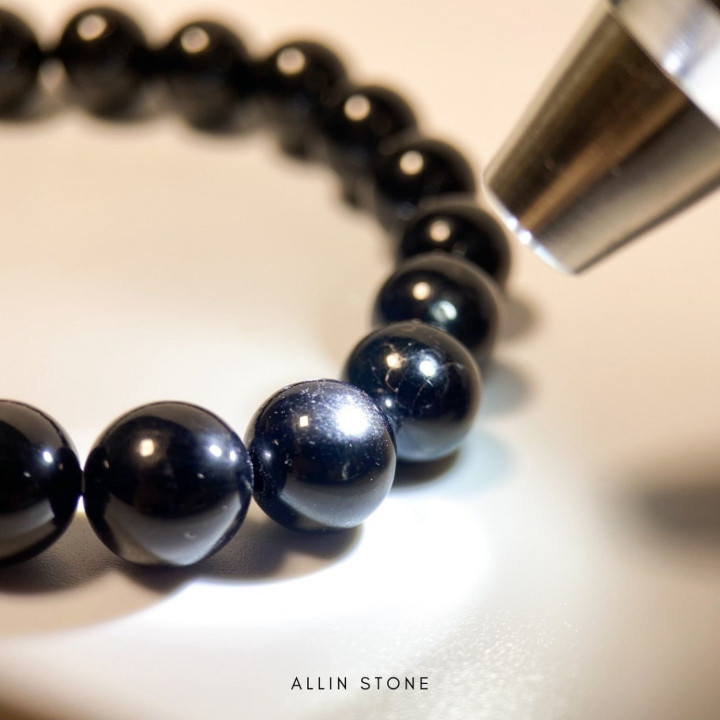 Black Tourmaline Bracelet: Protection and Energy Balance