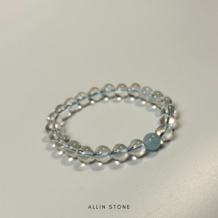 Aquamarine and Quartz Bracelet: Clarity, Compassion and New Beginnings