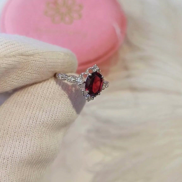 Granatring aus Sterlingsilber | Echter, tiefroter Edelsteinschmuck