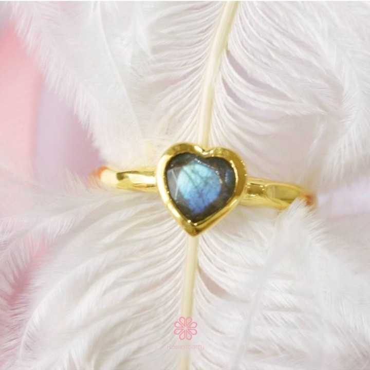 Herzring mit Labradorit | 925er Sterlingsilber und vergoldet
