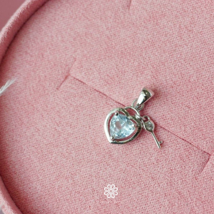 Sterling Silver Topaz Necklace | Good Fortune Pendant