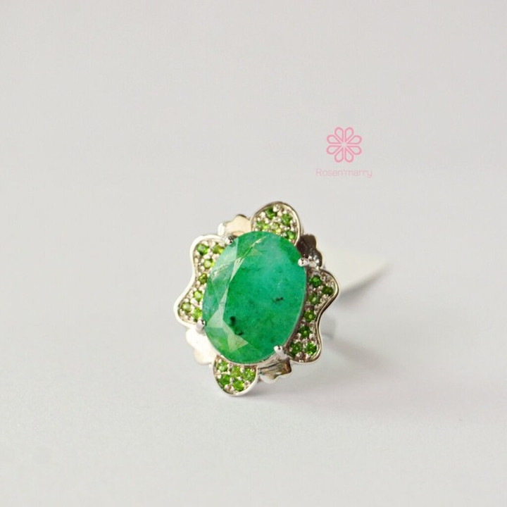 9ct Emerald Ring | Sterling Silver and White Gold Plating | Size 55