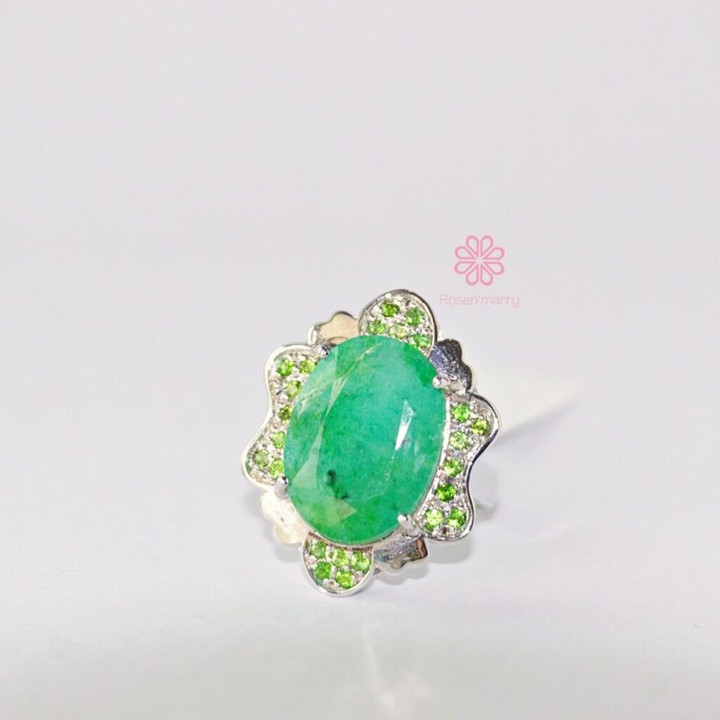 9ct Emerald Ring | Sterling Silver and White Gold Plating | Size 55