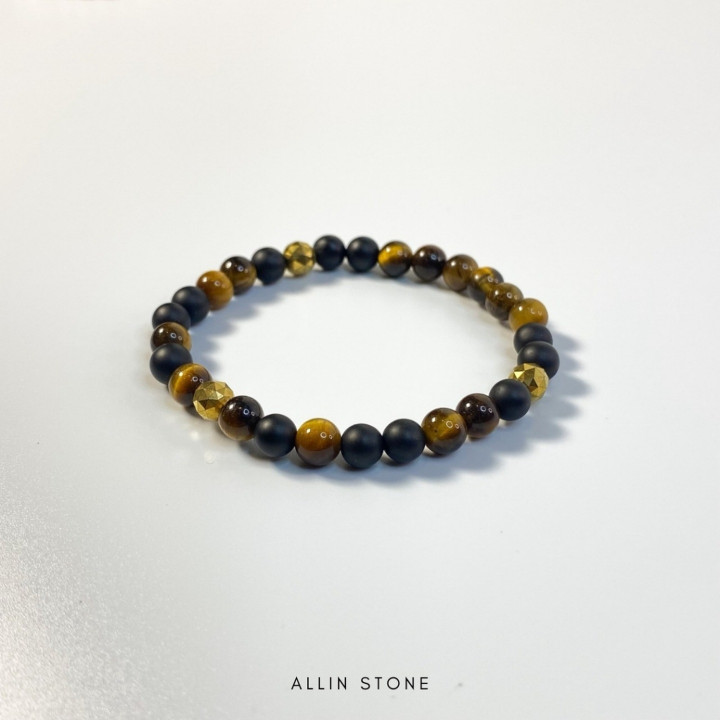 Tiger's Eye and Black Onyx Bracelet: Protection and Good Fortune
