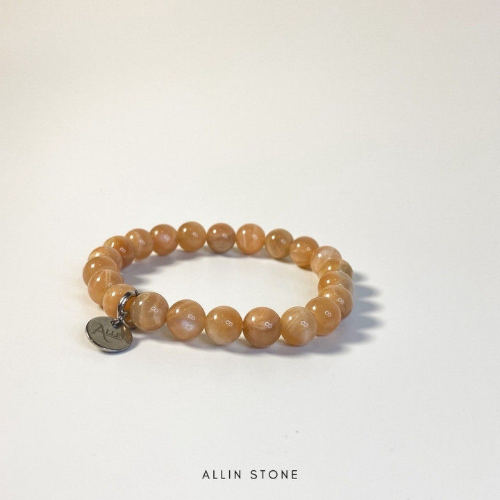 Moonstone Bracelet: Enhance Charm and New Beginnings