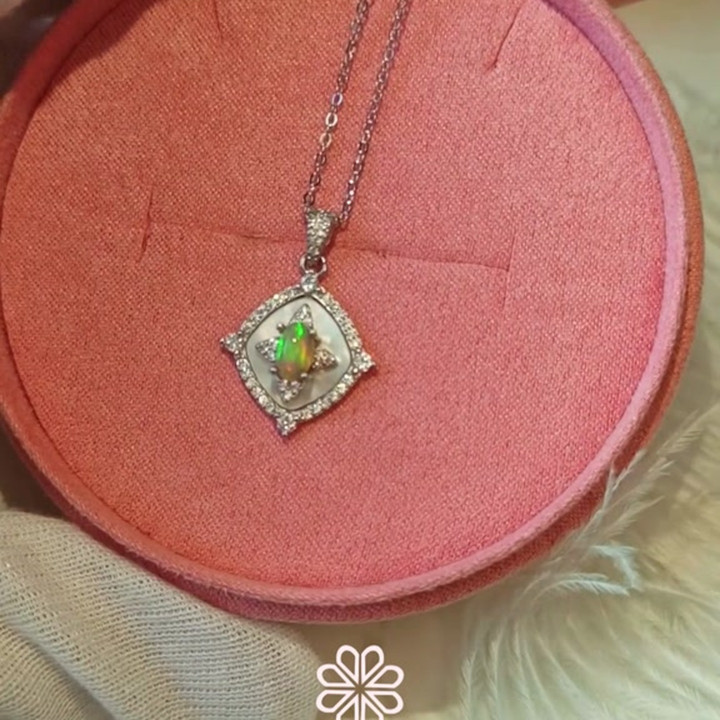 Echter Opal- und Perlmutt-Anhänger in Sterlingsilber - Rosen'marry