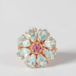 Radiant Ruby Ring in Pink Gold Setting | Rosen'marry