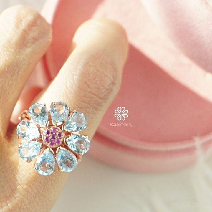 Radiant Ruby Ring in Pink Gold Setting | Rosen'marry