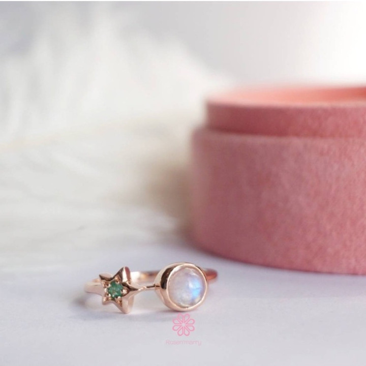 Ring mit himmelblauem Mondstein und Smaragd | Sterlingsilber | Glücksbringer-Schmuck