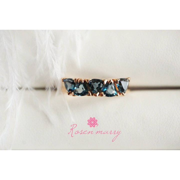 London Blue Topas Ring aus Sterlingsilber