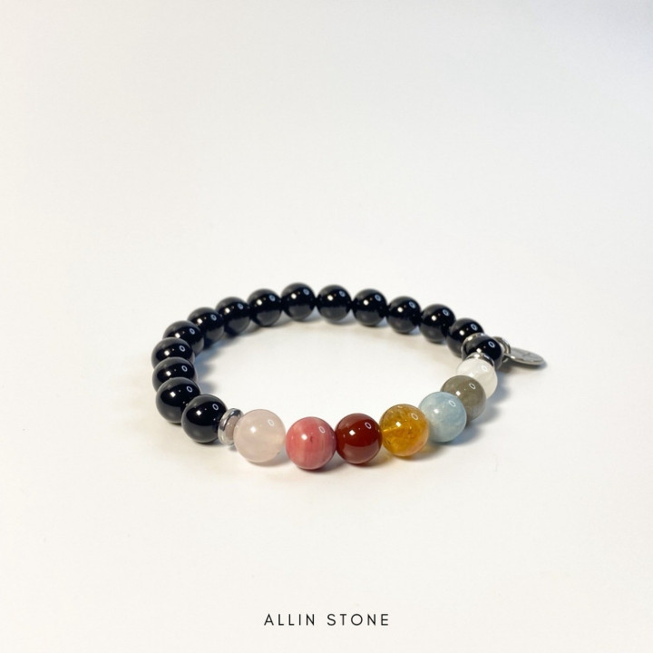 7 Chakra Stone Bracelet: Enhance Charm, Love and Compassion
