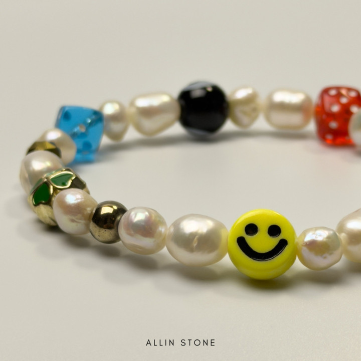 Pearl and Smiley Bracelet - Dainty Charm Jewelry Gift