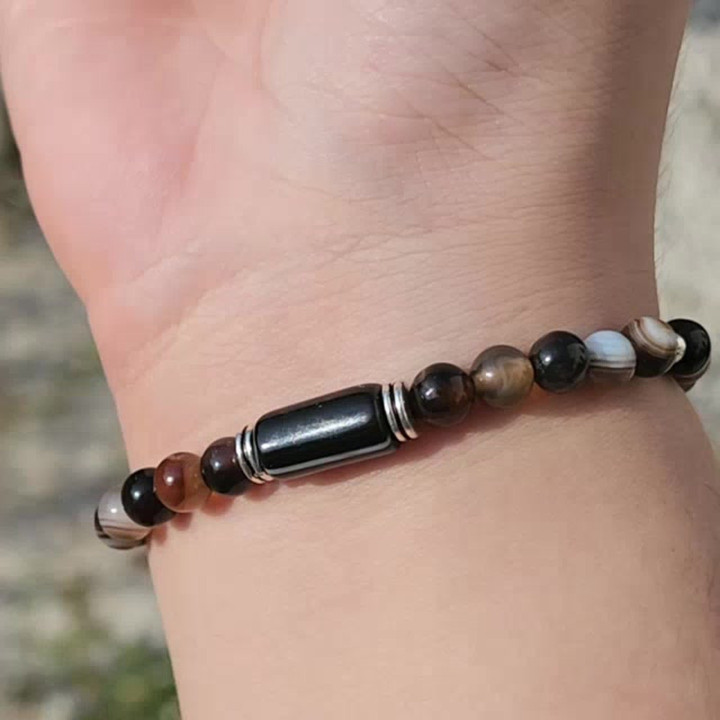 Bracelet en agate brune : Protection, vitalité et chance