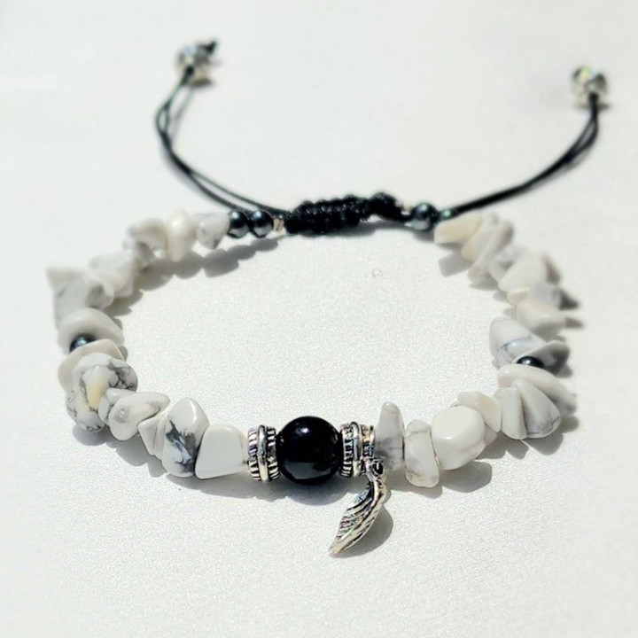 Howlith-Armband: Für innere Ruhe und emotionale Ausgeglichenheit